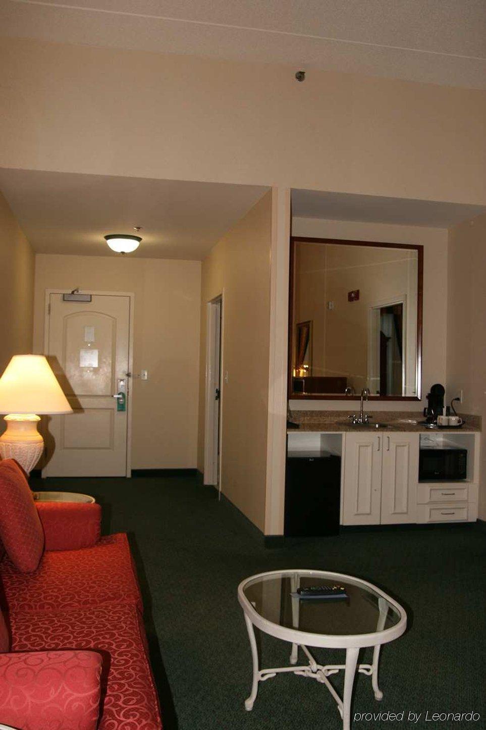 Hilton Garden Inn Chesapeake Greenbrier Room photo