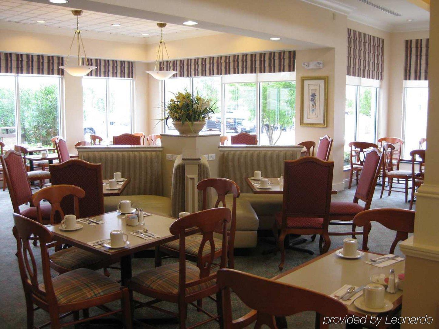 Hilton Garden Inn Chesapeake Greenbrier Restaurant photo